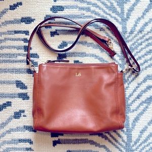 Lo & Sons Pearl Crossbody